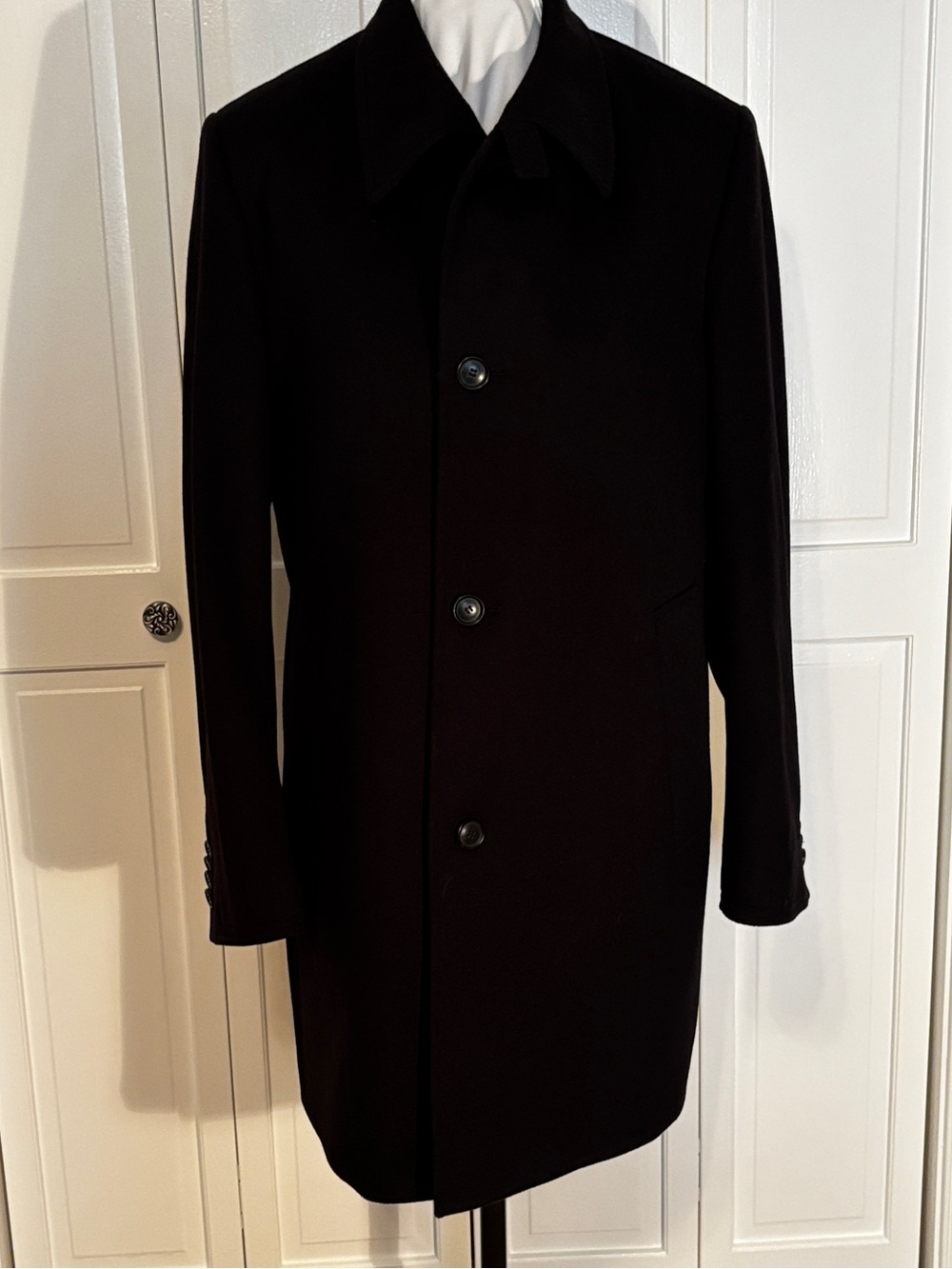 Men's Classic BOSS Hugo Boss Black Overcoat - Cashmere/Wool blend 40R